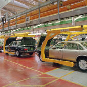 The X300 generation of XJ6 on the refurbished assembly line