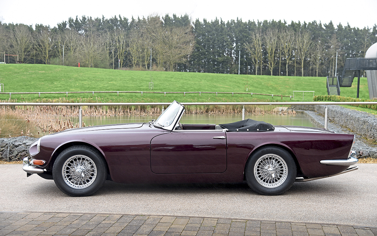 Daimler SP252 model guide - Prestige & Performance Car