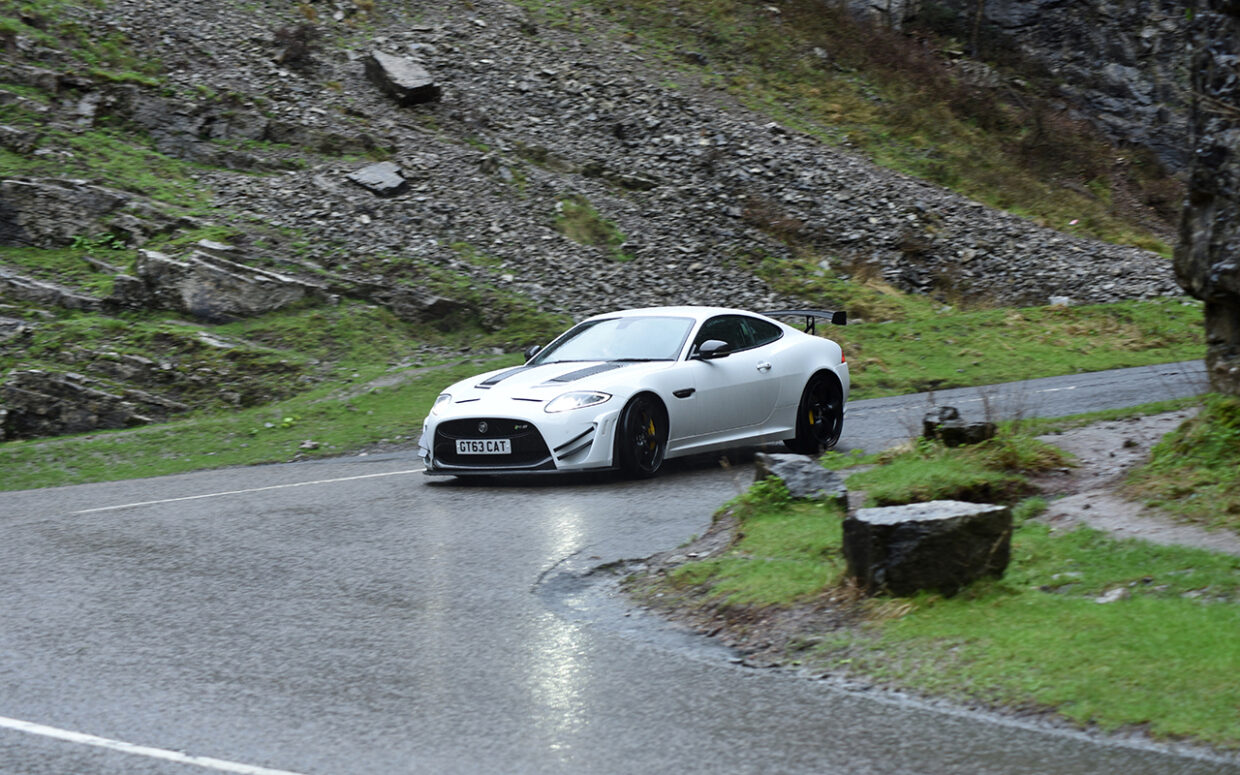 jaguar xkr s gt blue