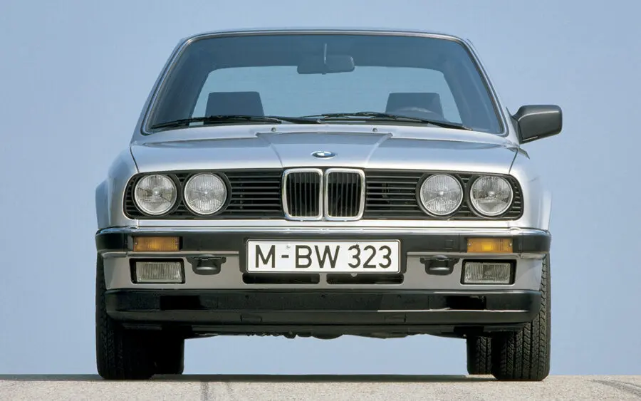 TOP 7 BMW E30 3-SERIES FACTS - Classics World