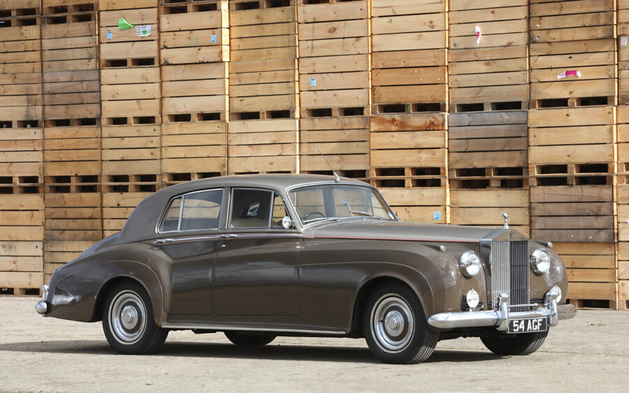 The L Series first appeared in 1959, powering the Silver Cloud II and Bentley S2