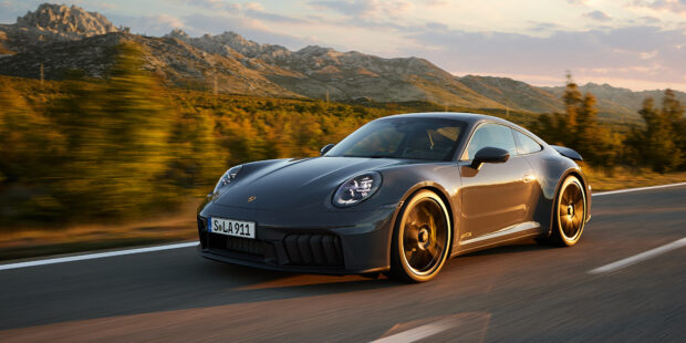 Porsche 911 gets hybrid power for the first time