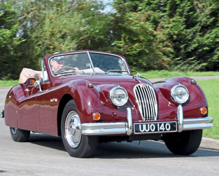 Jaguar XK140 DHC road test