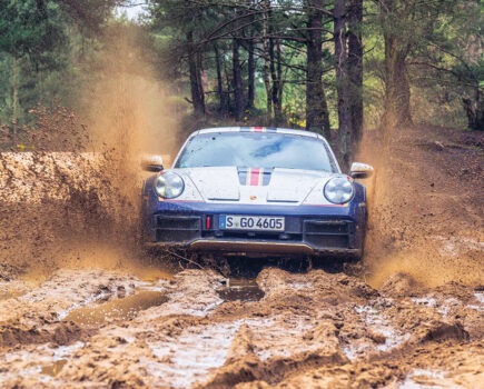 Porsche 911 Dakar off-road test