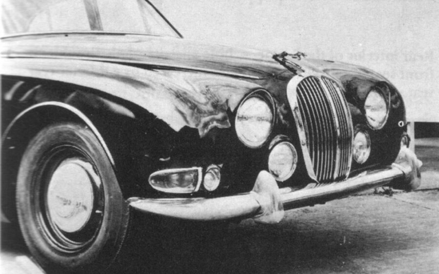 Almost no photos exist of XJ3 in development. This image is believed to show the initial mock-up from spring 1962, which would have used an existing bodyshell with hand formed parts added directly in sheet steel. Note the missing front wheel, the straight bumper and different overriders being tried out